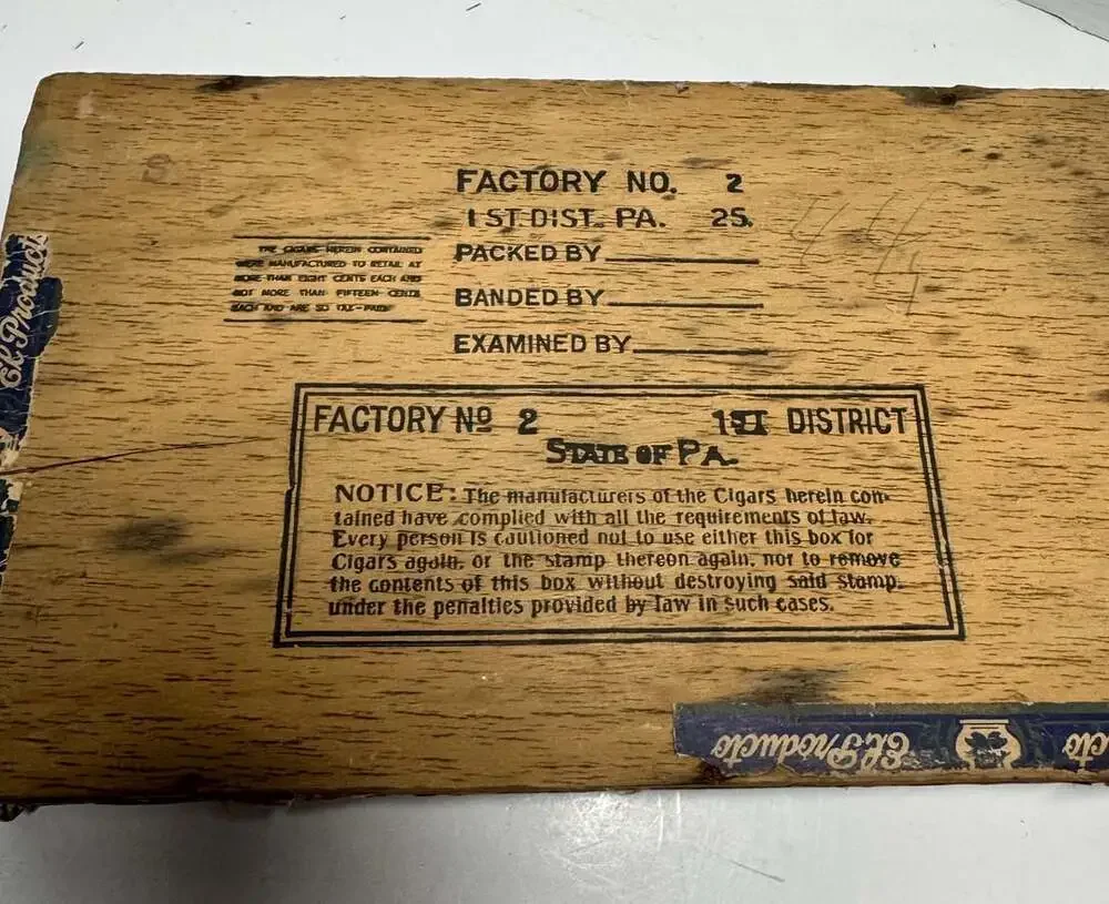 El Producto cigar box